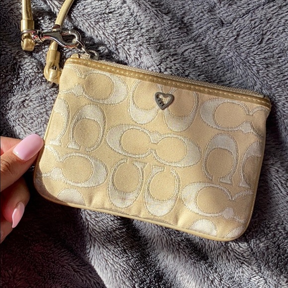 coach wristlet (poppy) - Picture 2 of 7